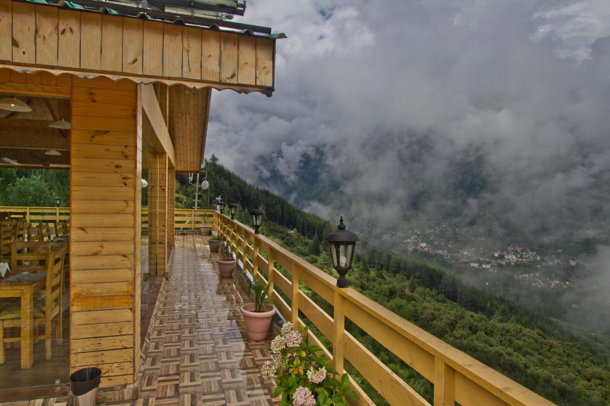 Vivaan The Sunrise Resort Manāli Extérieur photo